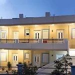 Nephele Apartament *