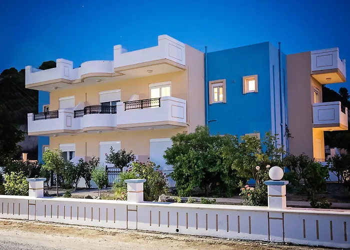 涅斐勒公寓酒店 公寓 法里拉基