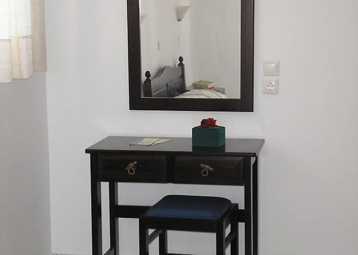 涅斐勒公寓酒店